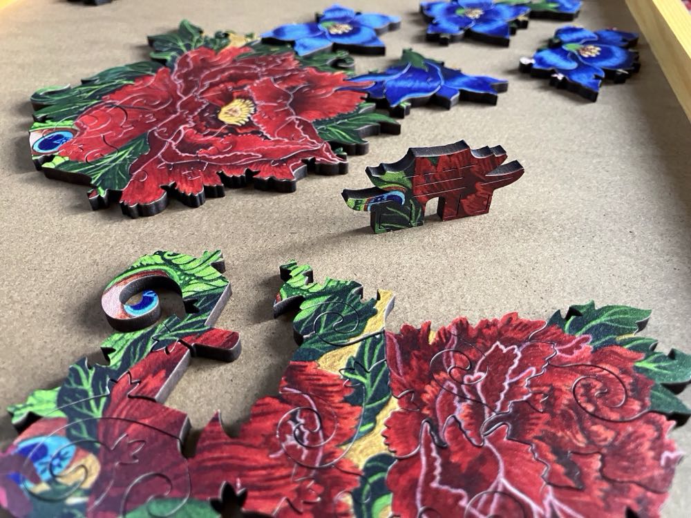 Japanese Garden - Contour Puzzle Cut - Wentworth Wooden Puzzles puzzle collectible - Main Image 4