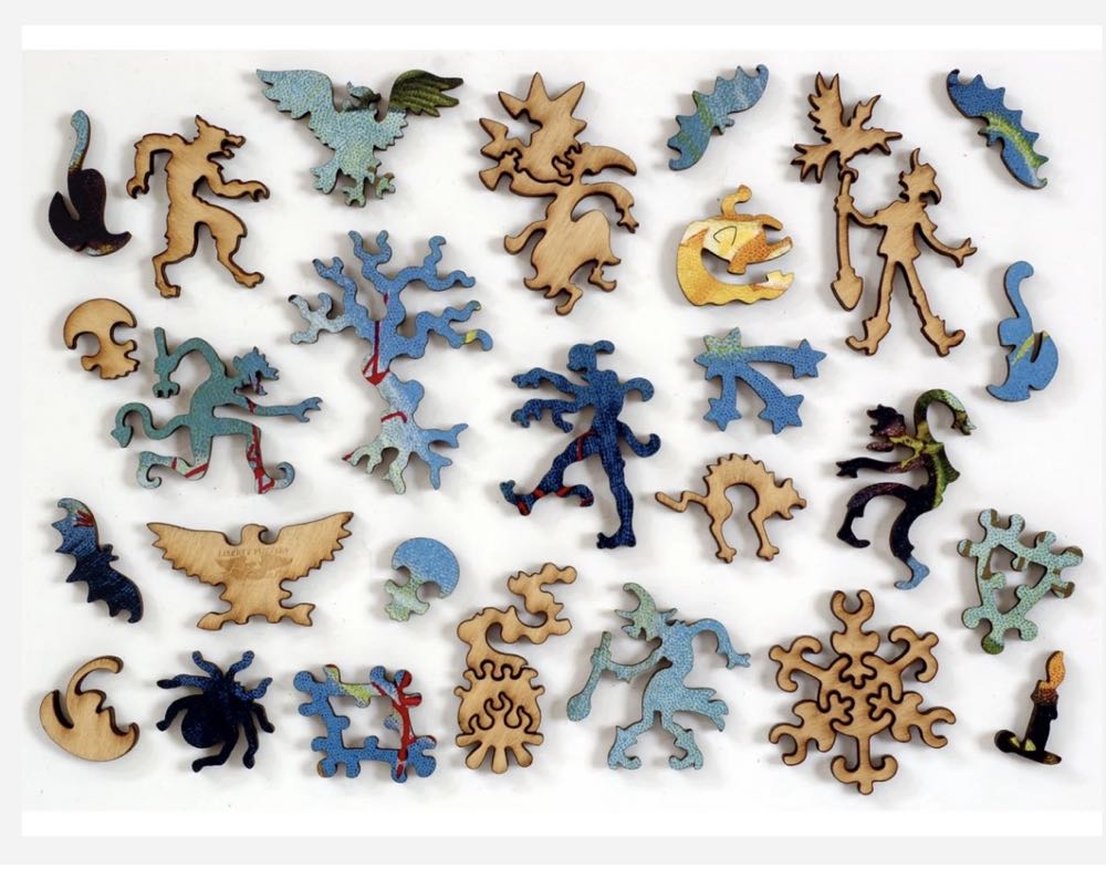 The Mystic Light Of Halloween - Liberty Puzzles 🇺🇸 puzzle collectible - Main Image 4