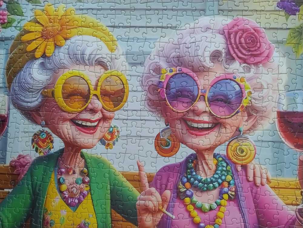 Granny’s Happy Hour - Tucocoo puzzle collectible - Main Image 3