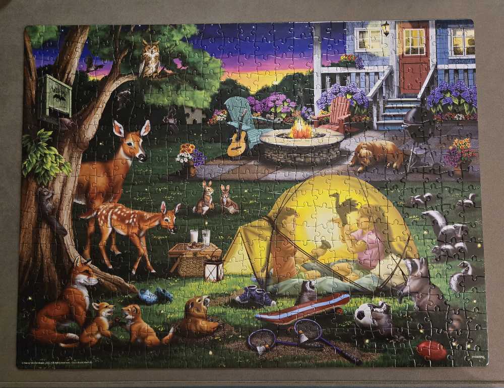 Backyard Theatre - Spin Master Puzzles puzzle collectible [Barcode 778988249116] - Main Image 2