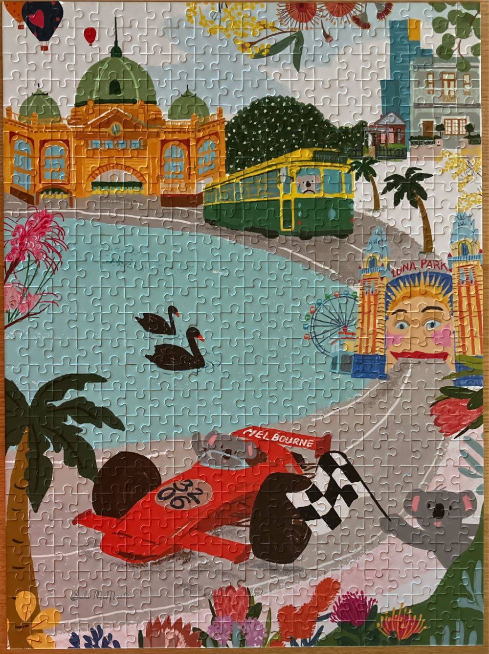 Melbourne Grand Prix - The Puzzle Collab puzzle collectible [Barcode 9361804001473] - Main Image 2