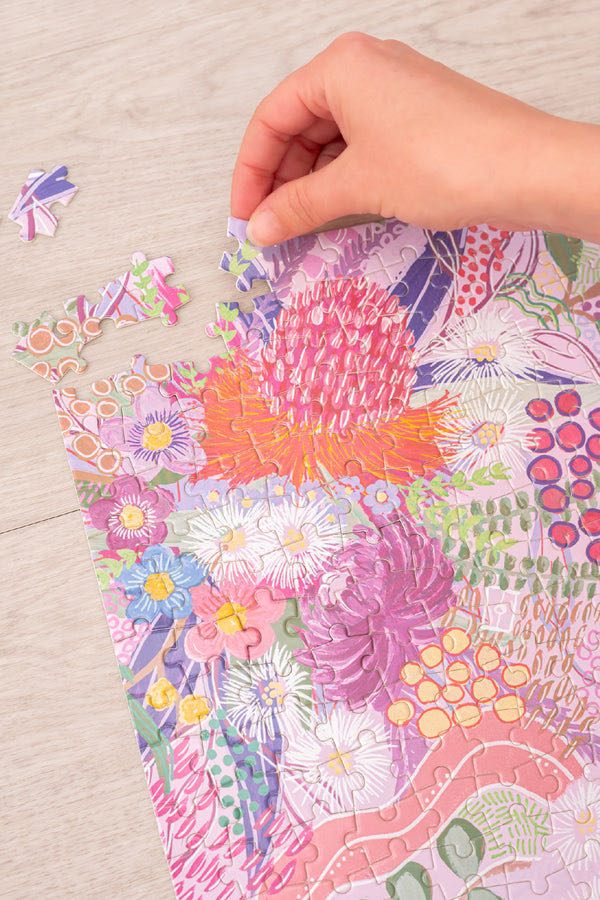 Flowers Along The River - Yarn puzzle collectible [Barcode 000305378422] - Main Image 3