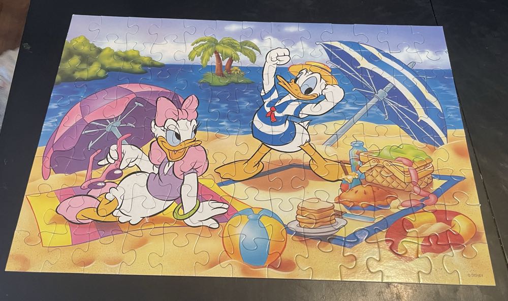 Donald Duck - Trefl 🇵🇱 puzzle collectible [Barcode 5900511160635] - Main Image 3