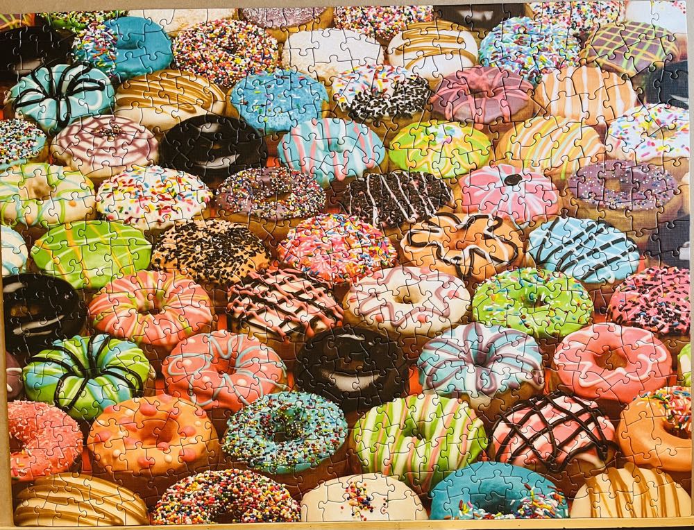 Doughnuts - Cobble Hill puzzle collectible [Barcode 625012571210] - Main Image 4