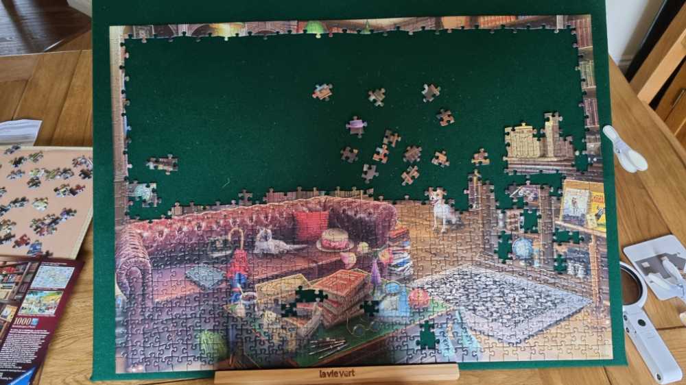 The Reading Room - Ravensburger puzzle collectible [Barcode 4005556198467] - Main Image 2