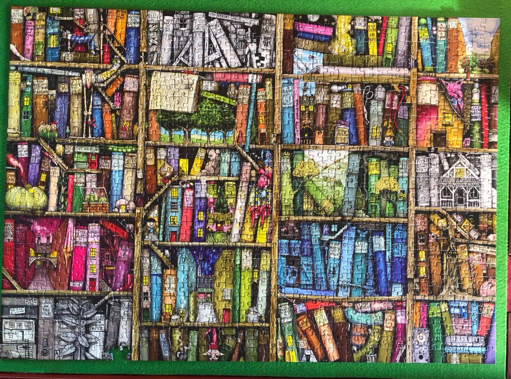 The Bizarre Bookshop* - Ravensburger puzzle collectible [Barcode 4005556192267] - Main Image 2
