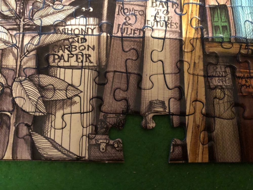 The Bizarre Bookshop* - Ravensburger puzzle collectible [Barcode 4005556192267] - Main Image 3