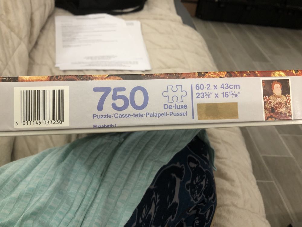 Elizabeth I - Falcon puzzle collectible [Barcode 5011145033230] - Main Image 3