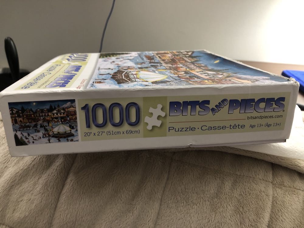 Christmas Village - Bits And Pieces puzzle collectible [Barcode 704812111786] - Main Image 2