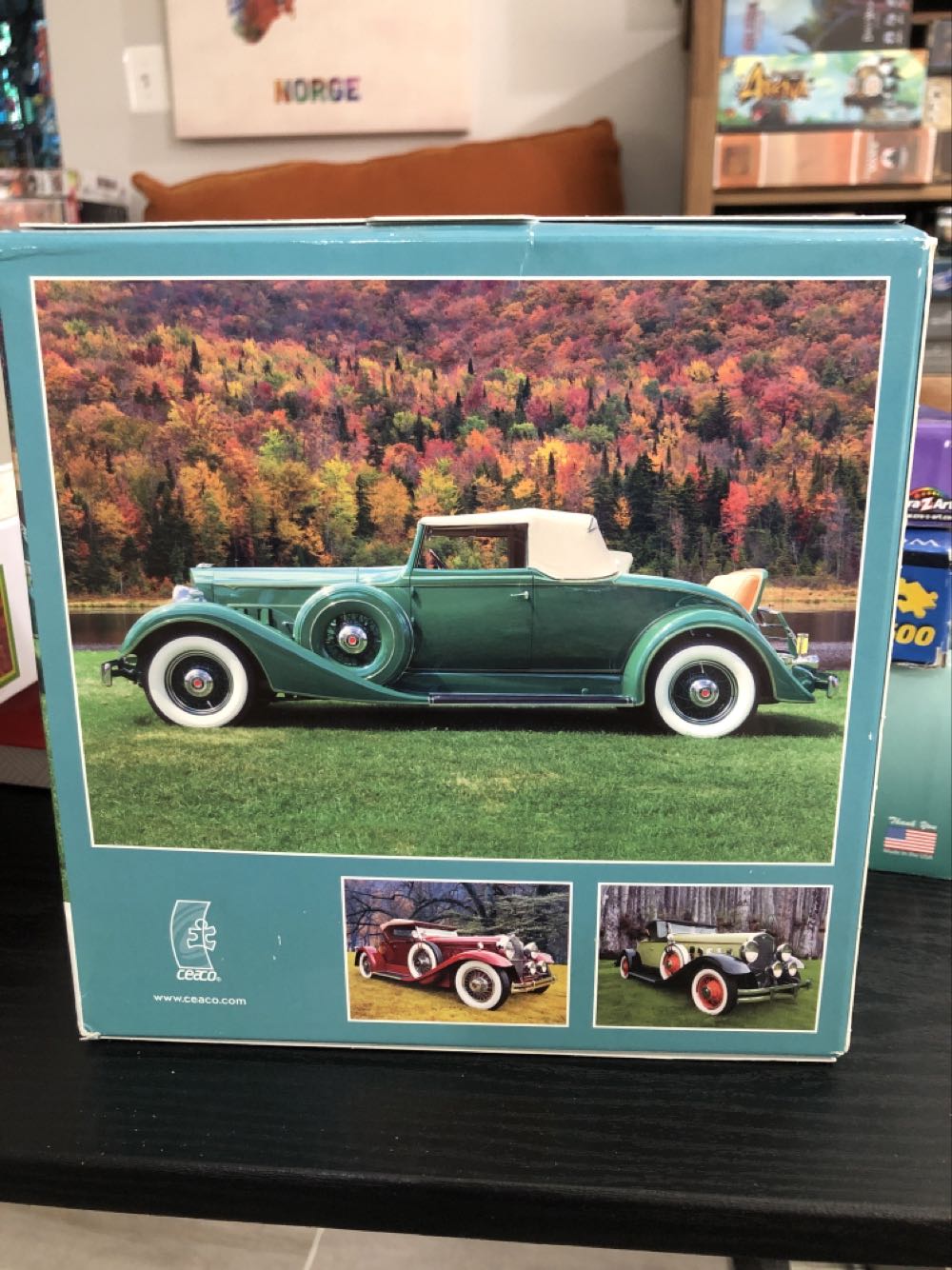 Classic Cars -  Ceaco puzzle collectible [Barcode 021081033633] - Main Image 2