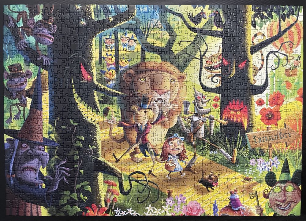 Lions & Tigers & Bears, Oh My - Ravensburger puzzle collectible [Barcode 4005556165667] - Main Image 4