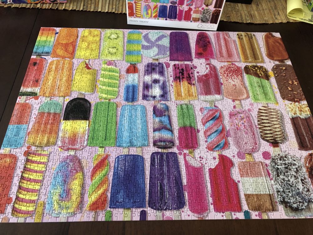 Frosty Treats 🆕 - Buffalo puzzle collectible [Barcode 079346024049] - Main Image 2