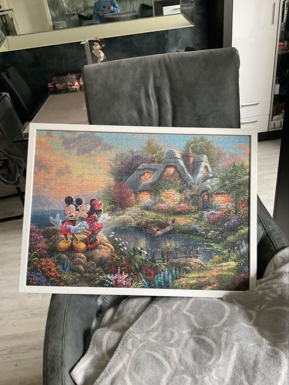 Sweetheart cove Mickey & Minnie - Schmidt puzzle collectible [Barcode 4001504596392] - Main Image 2