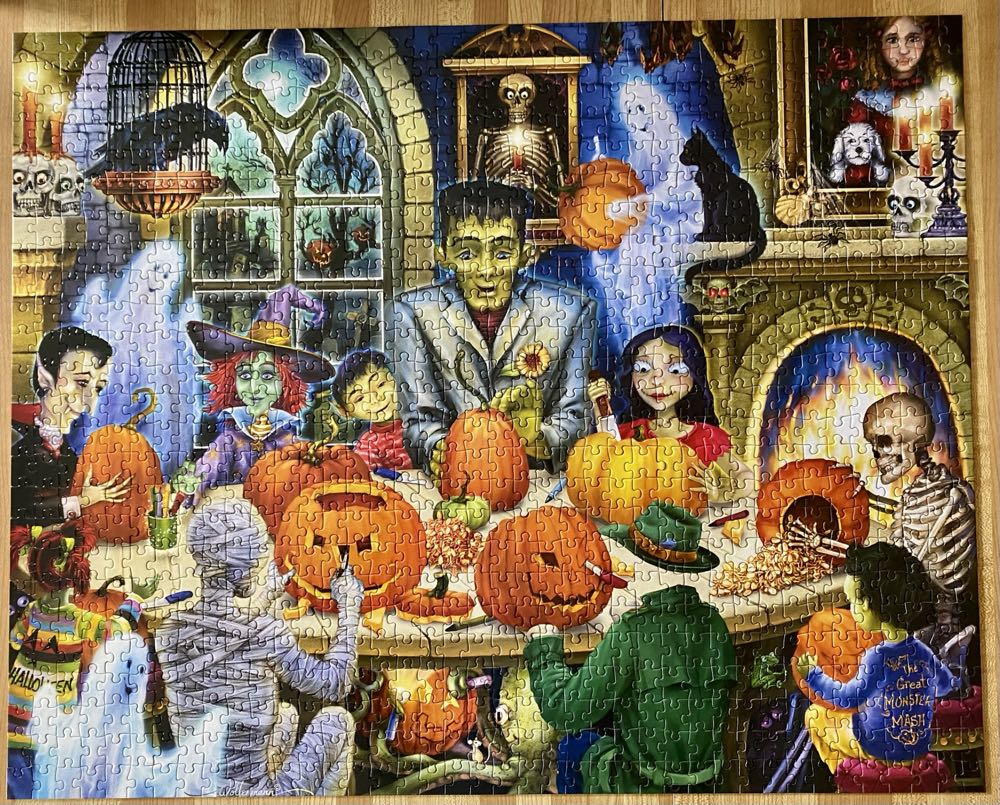 Haunted House Party - Vermont Christmas Company puzzle collectible [Barcode 819273022004] - Main Image 3