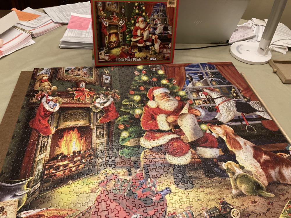 Checking It Twice - White Mountain puzzle collectible [Barcode 724819251032] - Main Image 3