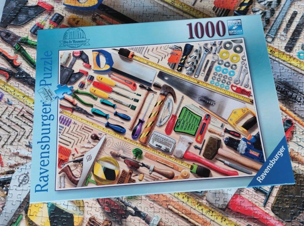 Do It Yourself Hardware - Ravensburger puzzle collectible [Barcode 4005556161935] - Main Image 4