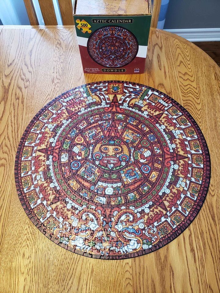 Aztec Calendar - Dowdle Puzzles puzzle collectible [Barcode 671095001175] - Main Image 2