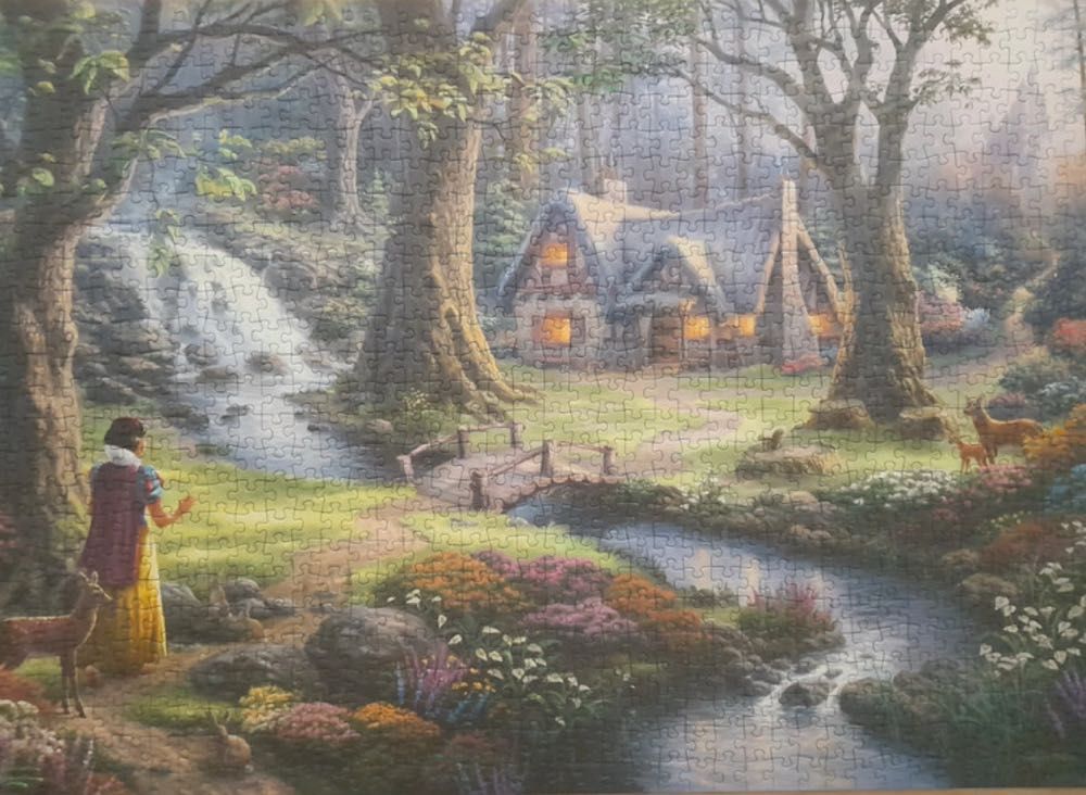 Snow White Discovers The Cottage 🟦 - Schmidt Puzzle puzzle collectible [Barcode 4001504594855] - Main Image 3