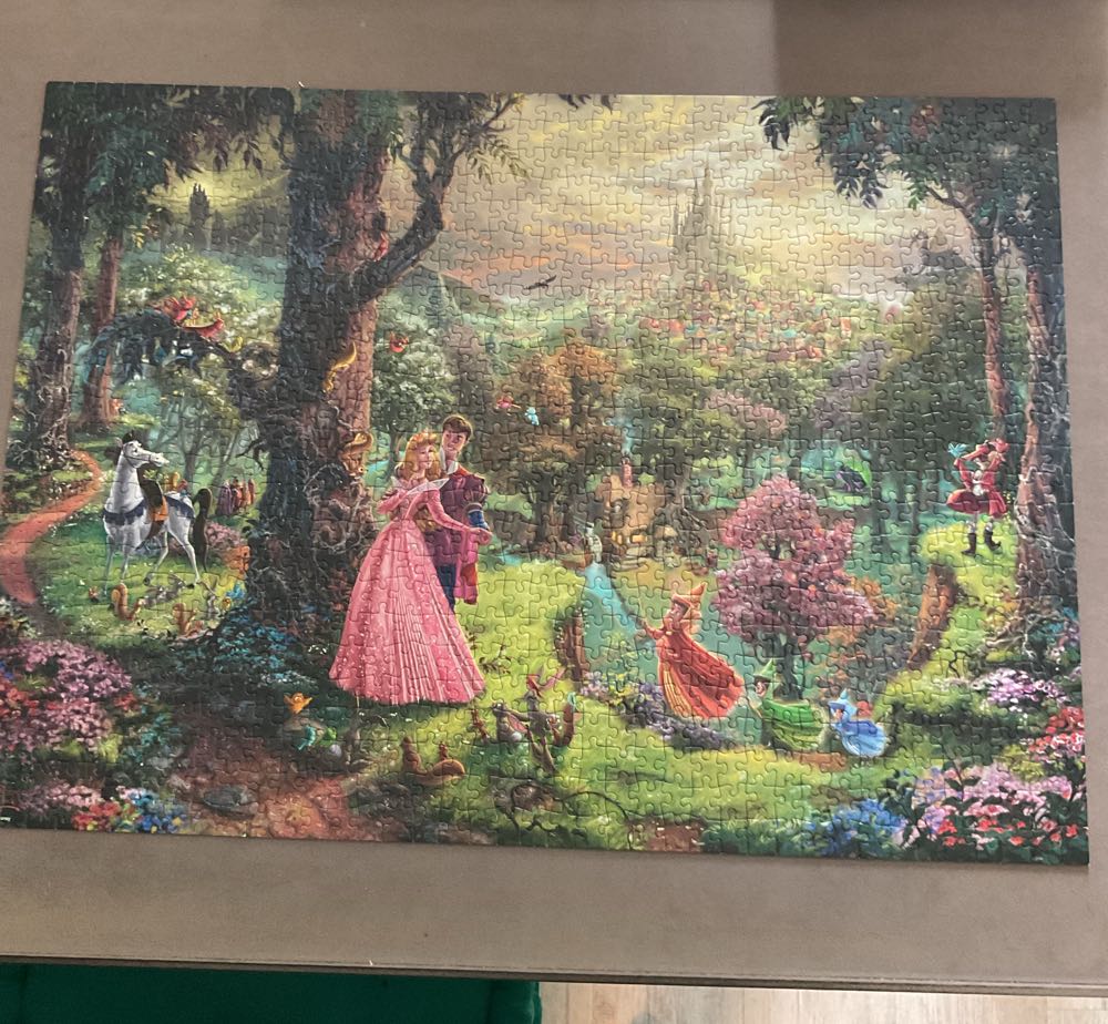 Sleeping Beauty - Schmidt puzzle collectible [Barcode 4001504594749] - Main Image 3