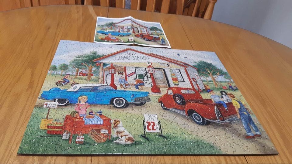 Lou’s Filling Station - Bits & Pieces puzzle collectible - Main Image 4