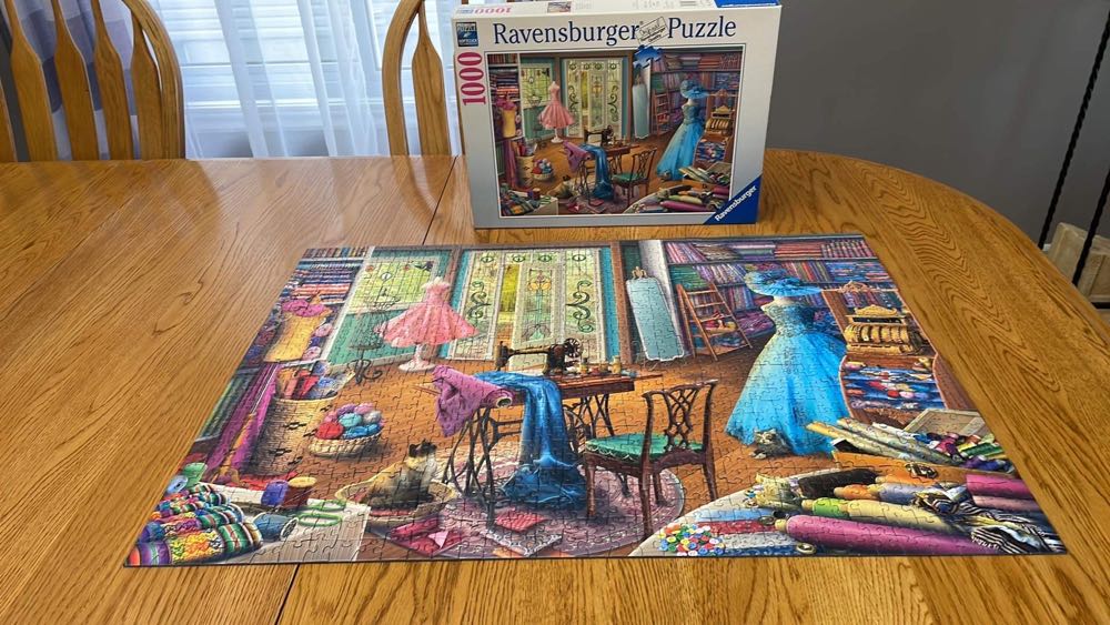 Seamstress Shop - Ravensburger 🇩🇪 puzzle collectible - Main Image 4