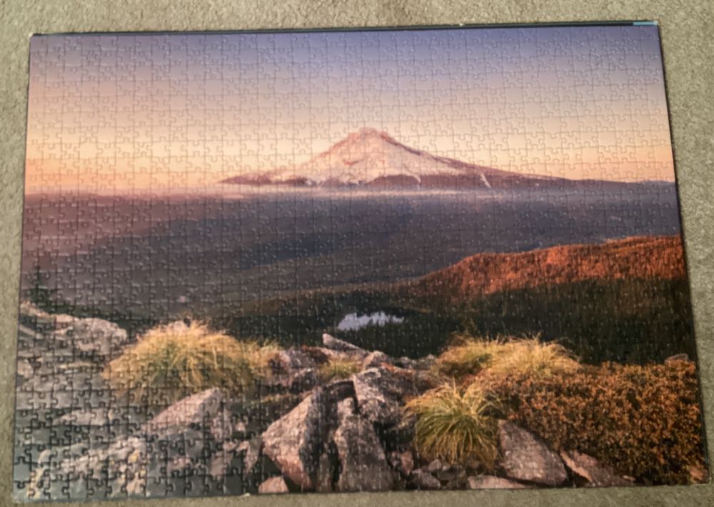 Stratovulkan Mount Hood in Oregon - Ravensburger puzzle collectible - Main Image 2