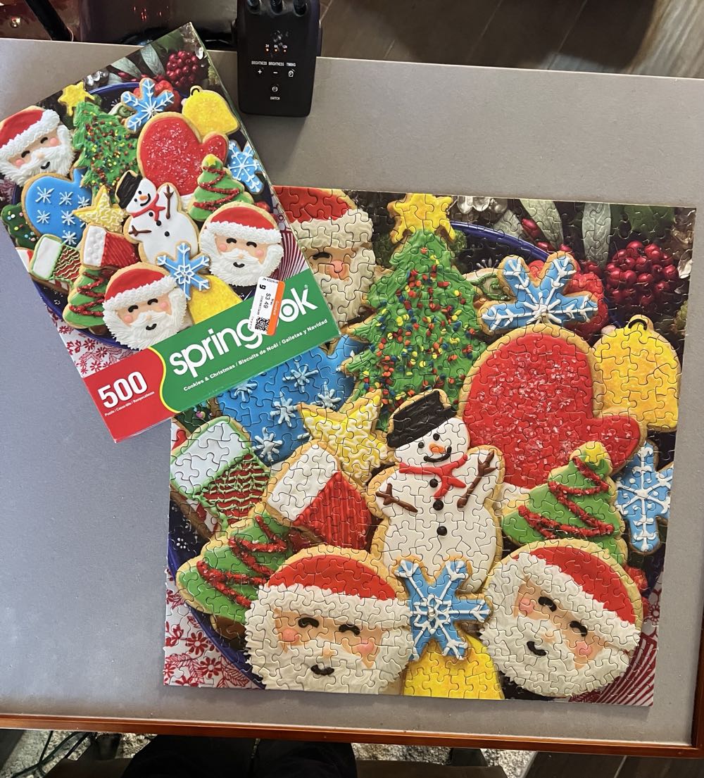 Cookies and Christmas - Springbok puzzle collectible [Barcode 091683025176] - Main Image 4