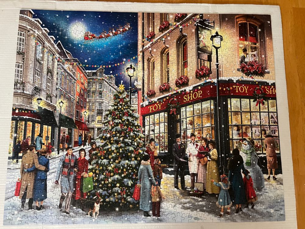 Christmas Carolers  - White Mountain Puzzles puzzle collectible [Barcode 724819263448] - Main Image 3