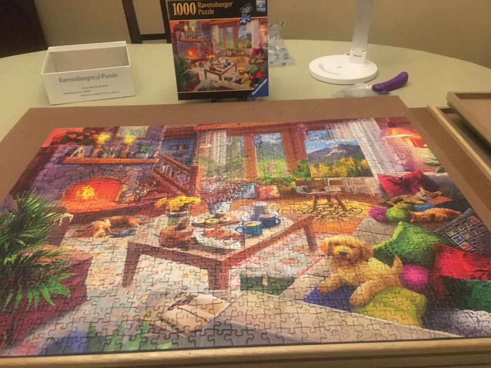 Cozy Cabin - Ravensburger puzzle collectible [Barcode 4005556820740] - Main Image 3