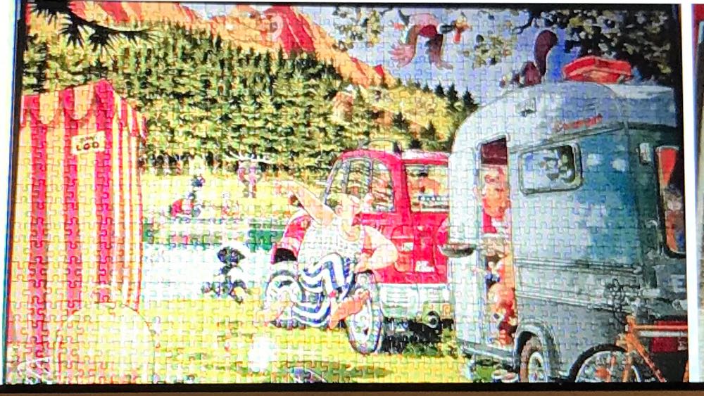 WASGIJ Box 3 - Jumbo puzzle collectible - Main Image 4