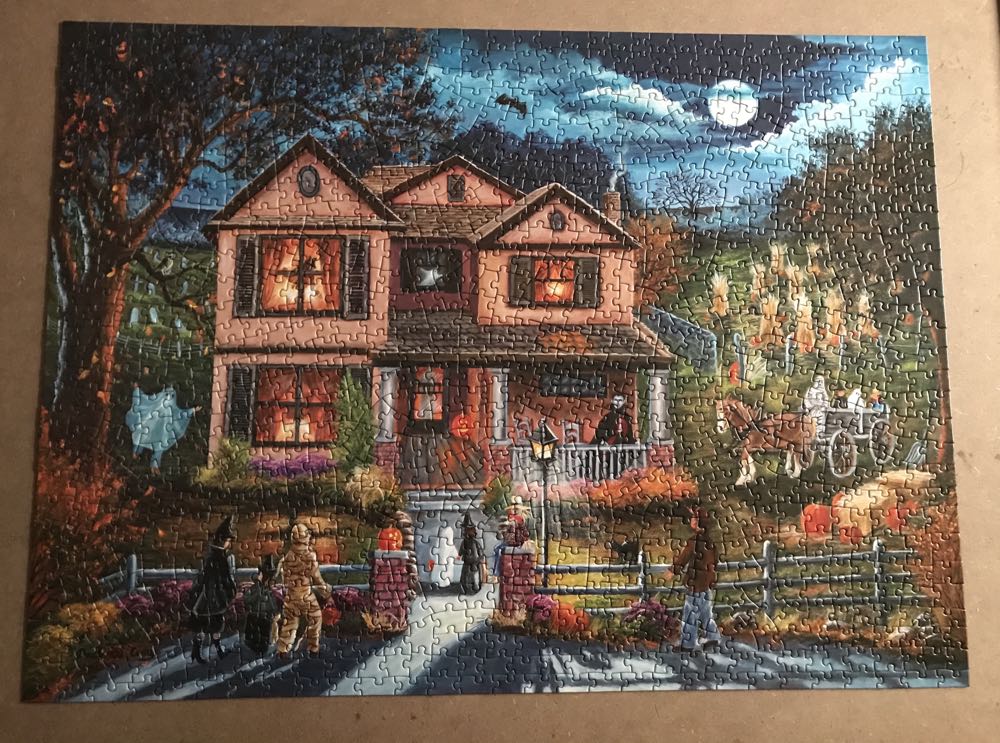 Yesterday’s Halloween - Bits And Pieces puzzle collectible - Main Image 3