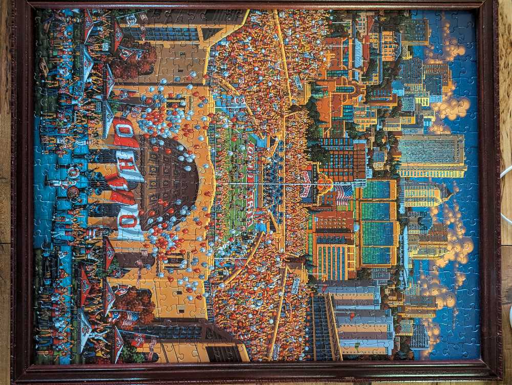 The Ohio State Buckeyes (24BC-0062) - Dowdle Folk Art puzzle collectible [Barcode 671095002523] - Main Image 3