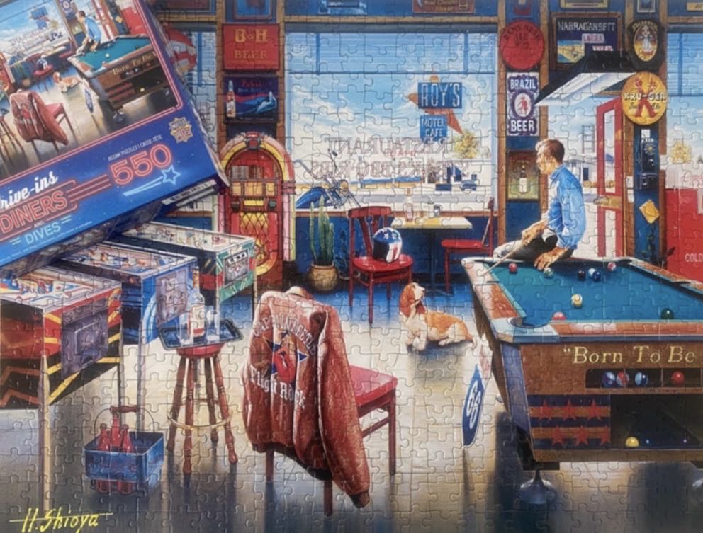 Pockets Pool & Pub - MasterPieces puzzle collectible [Barcode 705988319273] - Main Image 4