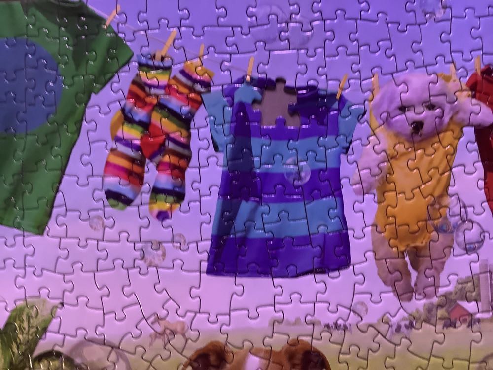 Puppies Playing  - Bits And Pieces puzzle collectible [Barcode 192949045287] - Main Image 3