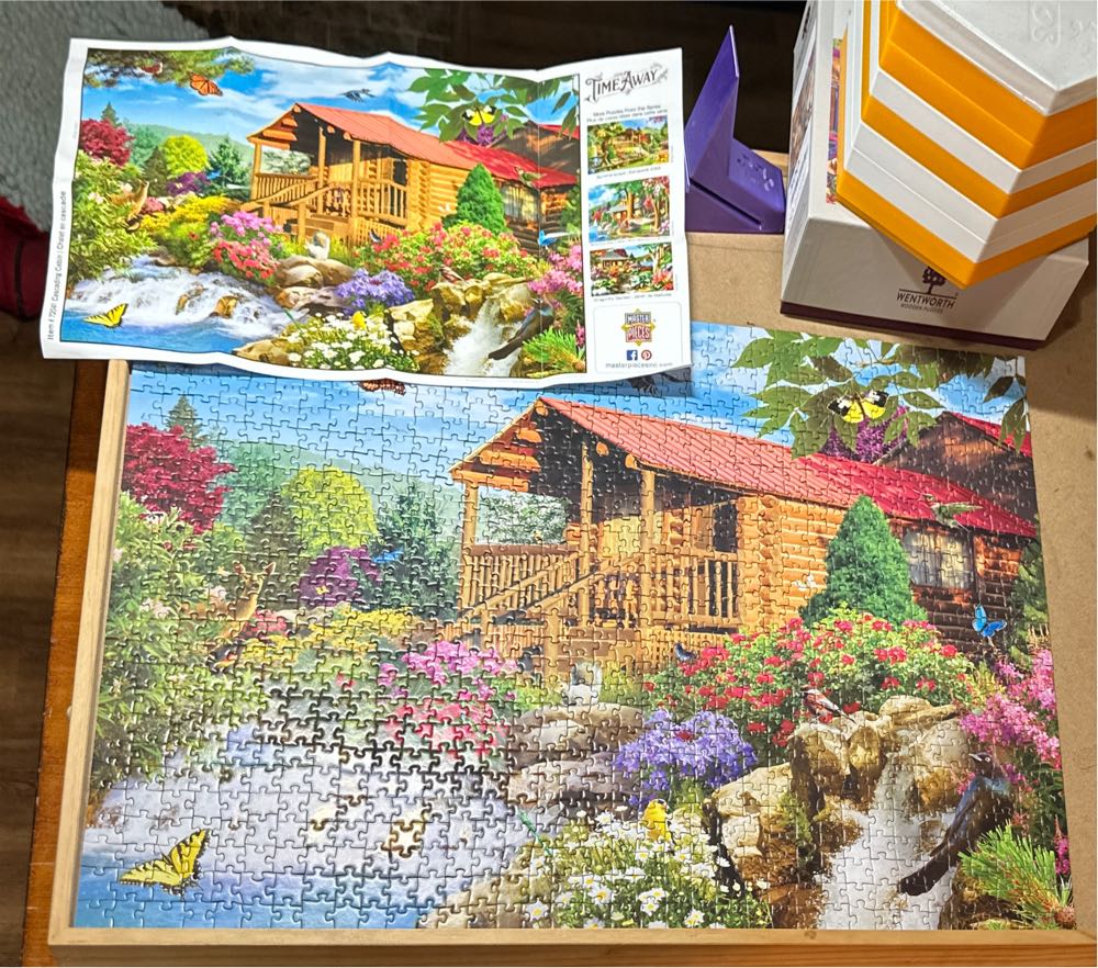 Time Away Cascading Cabin - Master Pieces puzzle collectible [Barcode 705988720413] - Main Image 3