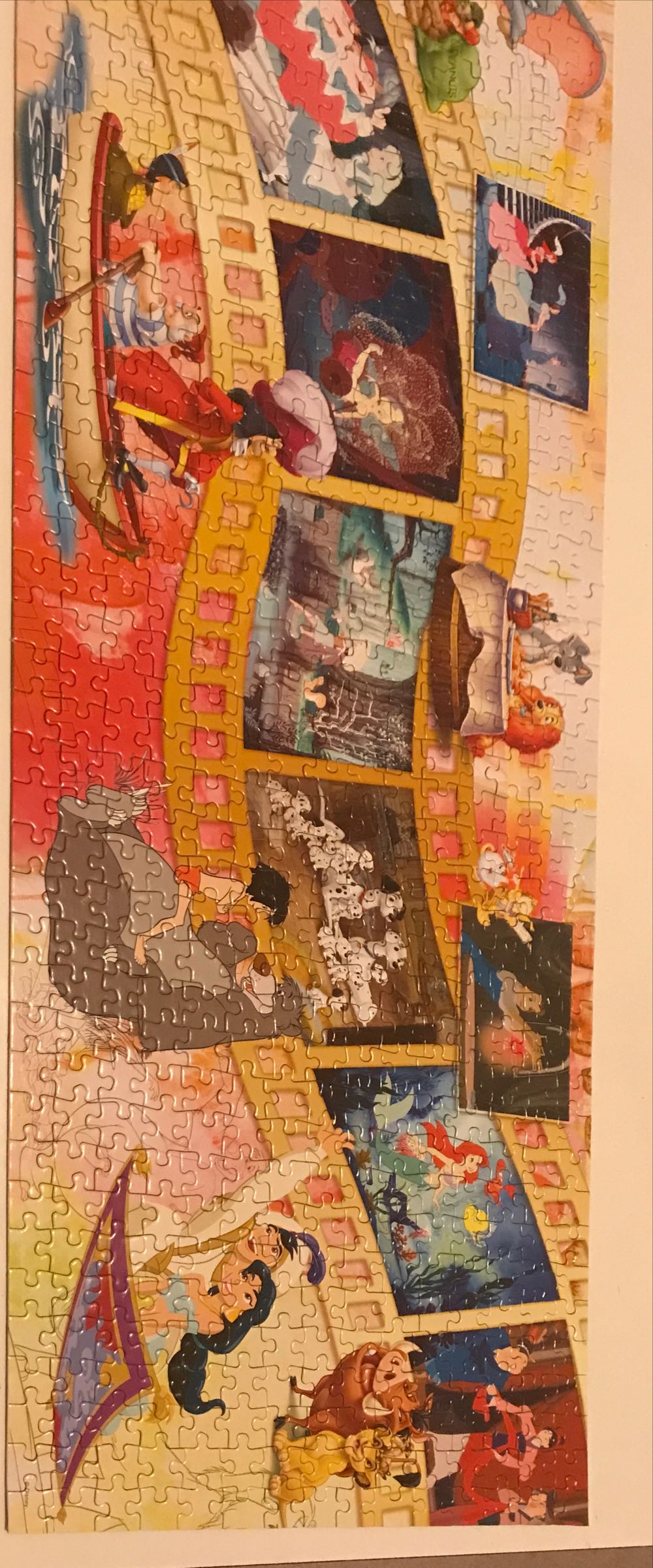 Movie Moments - Mega Puzzles puzzle collectible [Barcode 072348505714] - Main Image 4