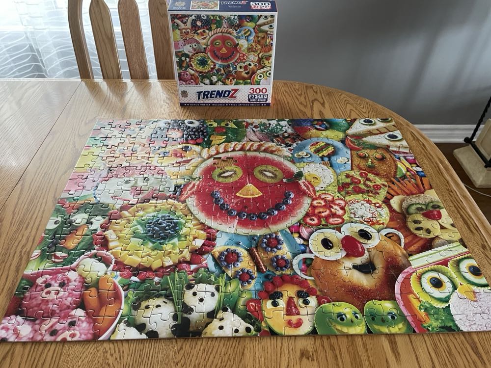 Funny Face Food - Master Pieces puzzle collectible [Barcode 705988318467] - Main Image 2