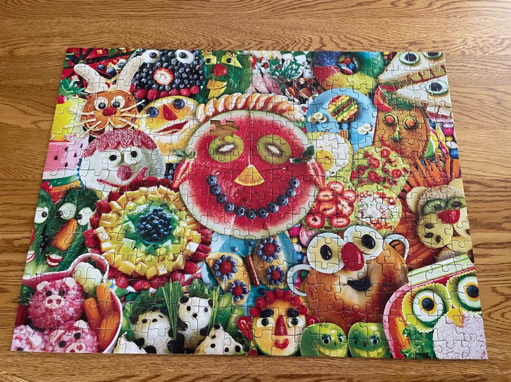 Funny Face Food - Master Pieces puzzle collectible [Barcode 705988318467] - Main Image 4