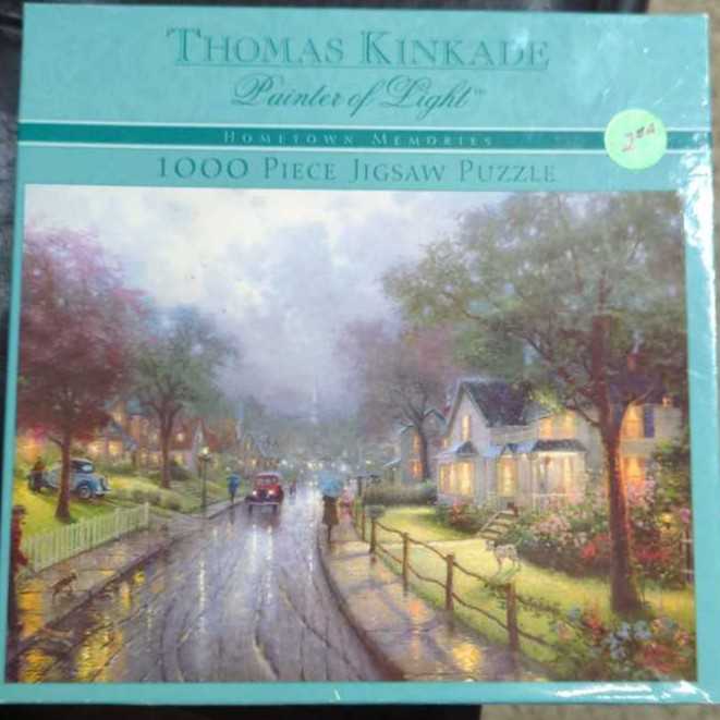 Hometown Memories -  Ceaco puzzle collectible [Barcode 021081033107] - Main Image 2