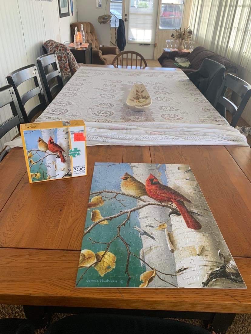 Cardinals And Birch - Buffalo puzzle collectible [Barcode 079346025145] - Main Image 4