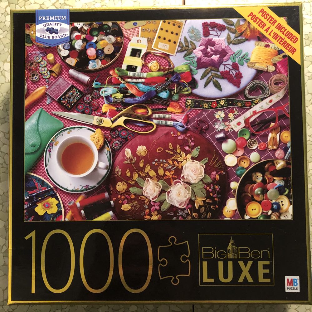 Embroidery Table - Big Ben puzzle collectible [Barcode 778988300800] - Main Image 3