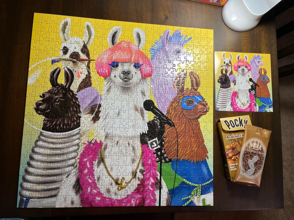Llama-Rama - Mudpuppy puzzle collectible [Barcode 9780735361102] - Main Image 4
