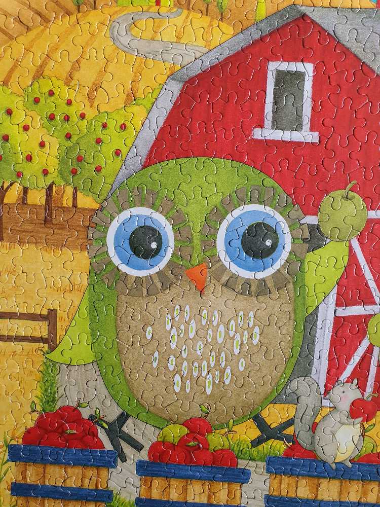 Owl Apple Orchard - Ceaco puzzle collectible [Barcode 021081230681] - Main Image 3