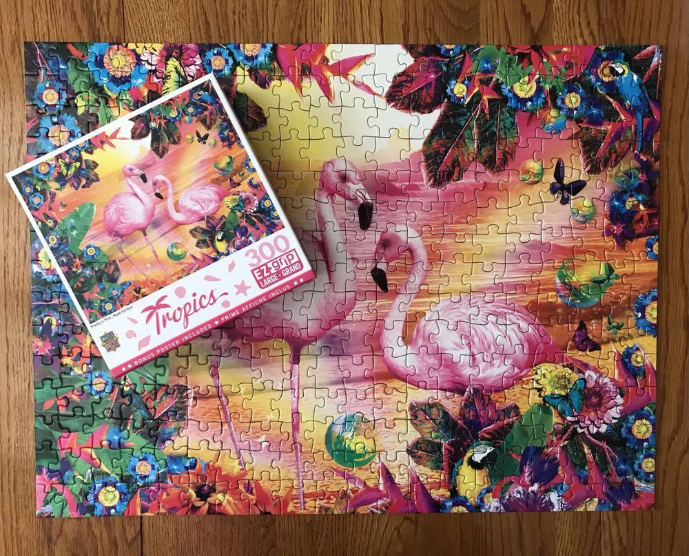 Pretty In Pink - MasterPieces puzzle collectible [Barcode 705988319259] - Main Image 3