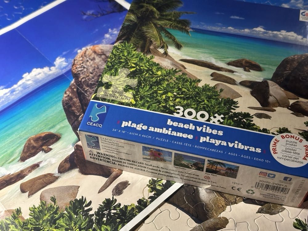 Seychelles - Ceaco puzzle collectible [Barcode 021081222518] - Main Image 4