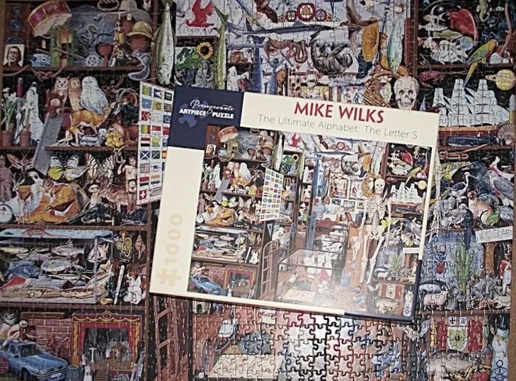 The Ultimate Alphabet: The Letter S - Pomegranate puzzle collectible [Barcode 9780764971952] - Main Image 4