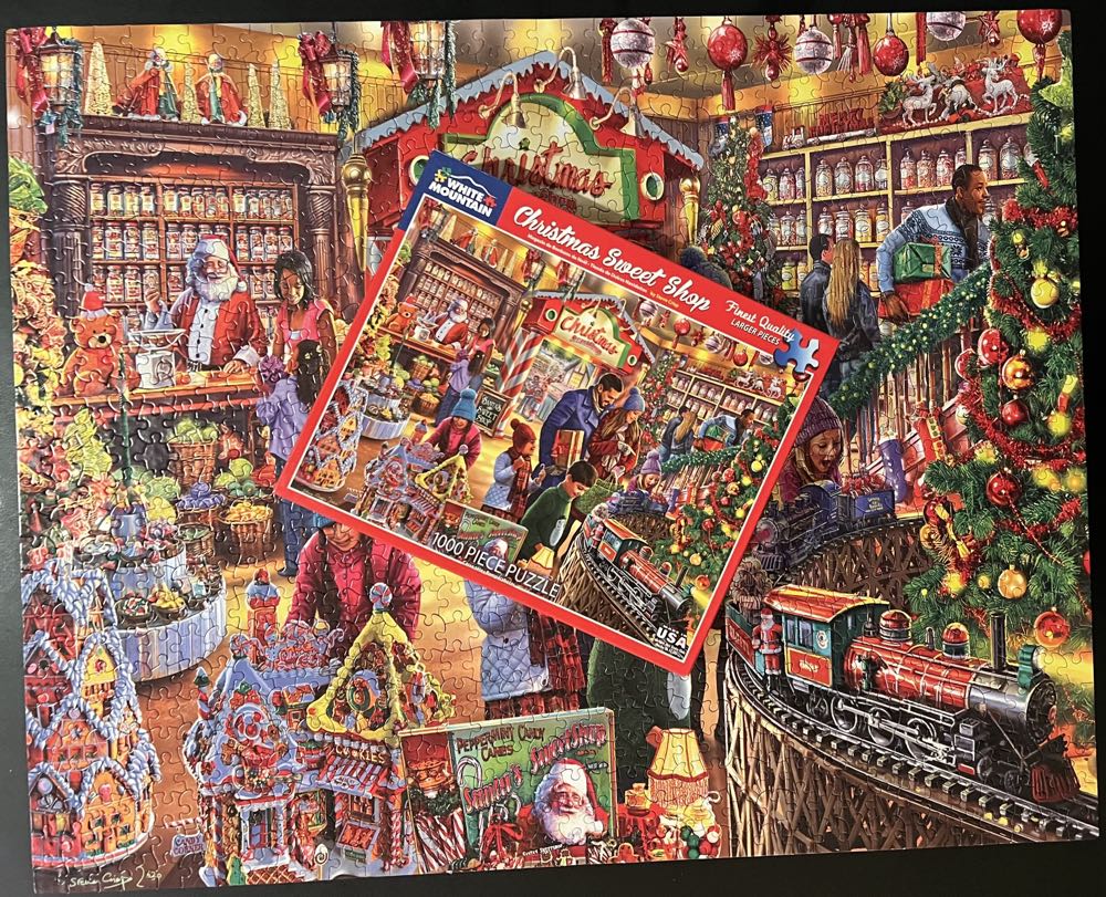 Christmas Sweet Shop - White Mountain puzzle collectible [Barcode 724819263387] - Main Image 4