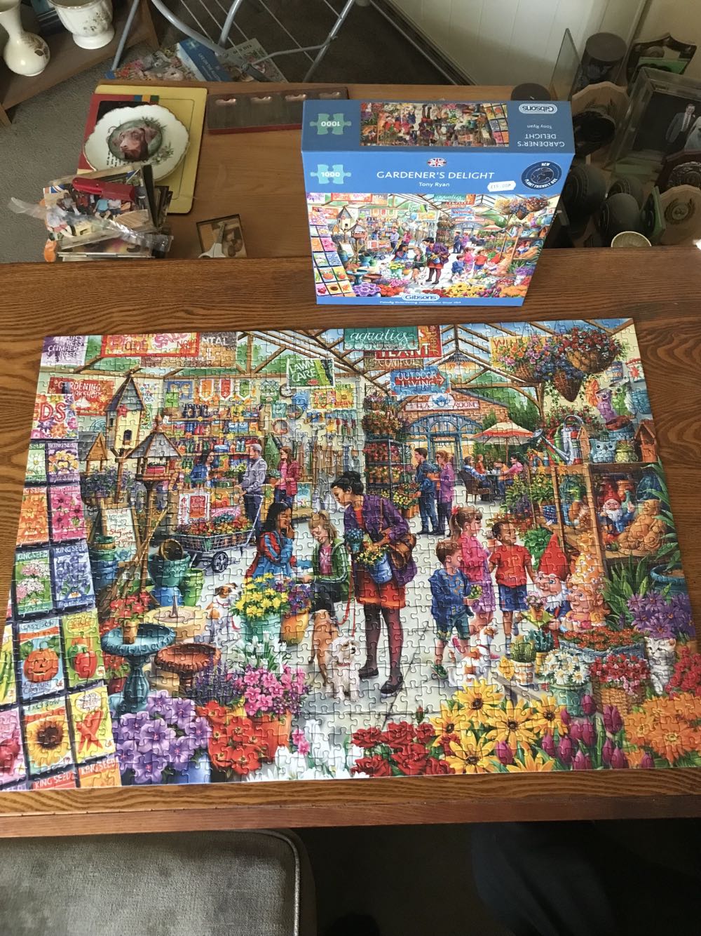 Gardener’s Delight  - Gibsons puzzle collectible [Barcode 5012269063059] - Main Image 3