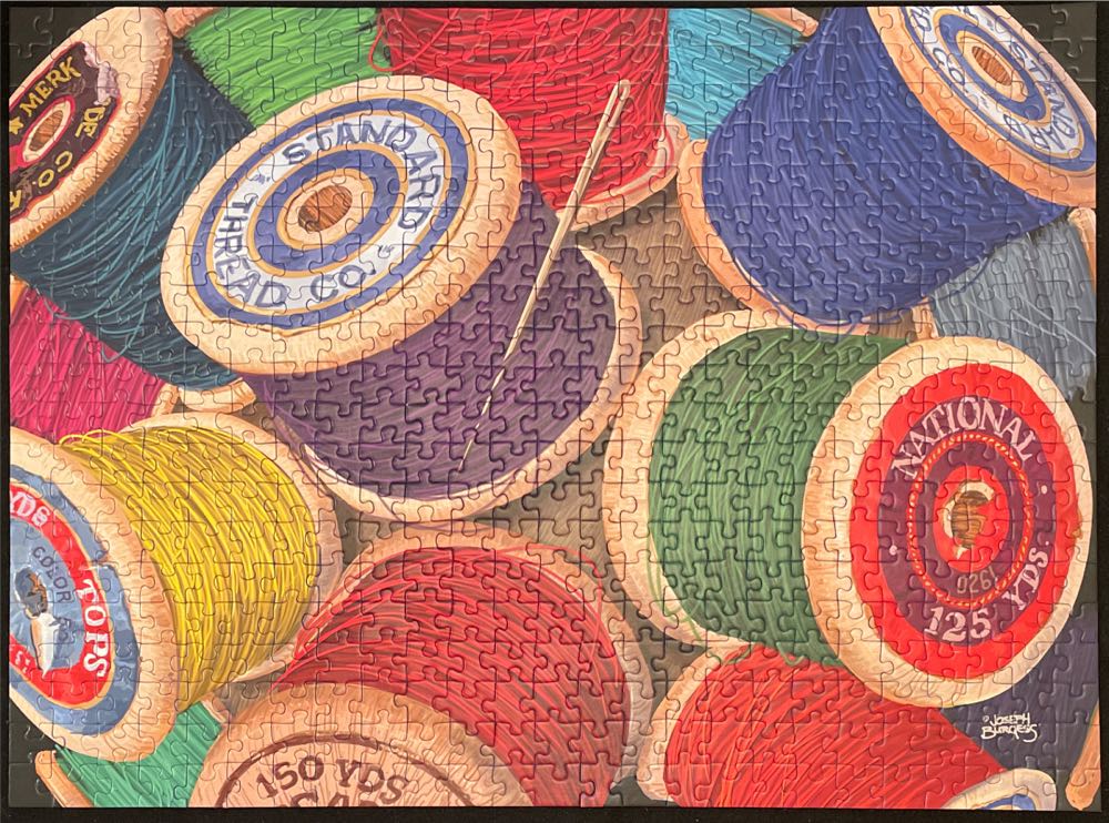 Pool of Spools - Ravensburger puzzle collectible [Barcode 4005556824199] - Main Image 3