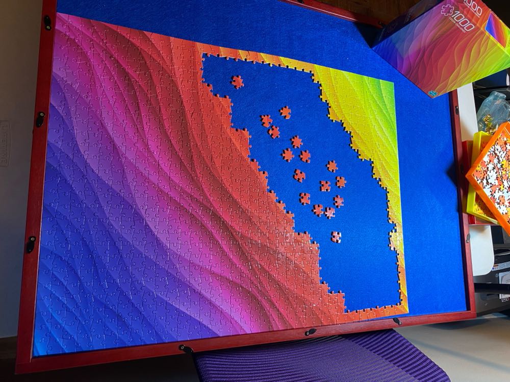 Color Challenge-old - Buffalo Games puzzle collectible [Barcode 079346117116] - Main Image 3